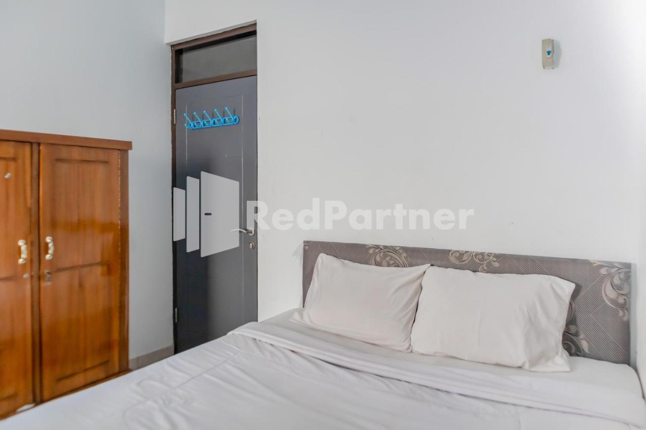 Oyo 2770 Zleepy Wisma Khazri Bogor Dış mekan fotoğraf