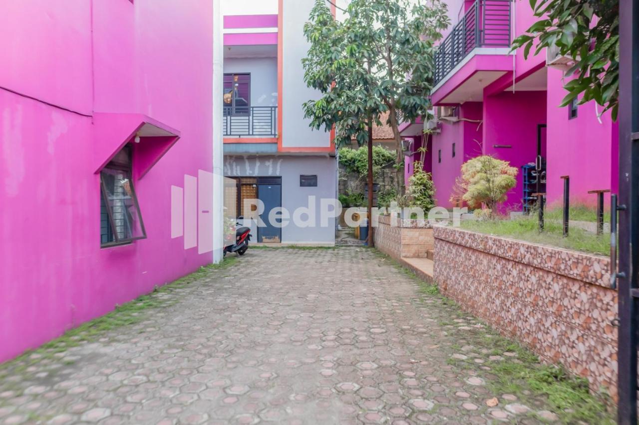 Oyo 2770 Zleepy Wisma Khazri Bogor Dış mekan fotoğraf