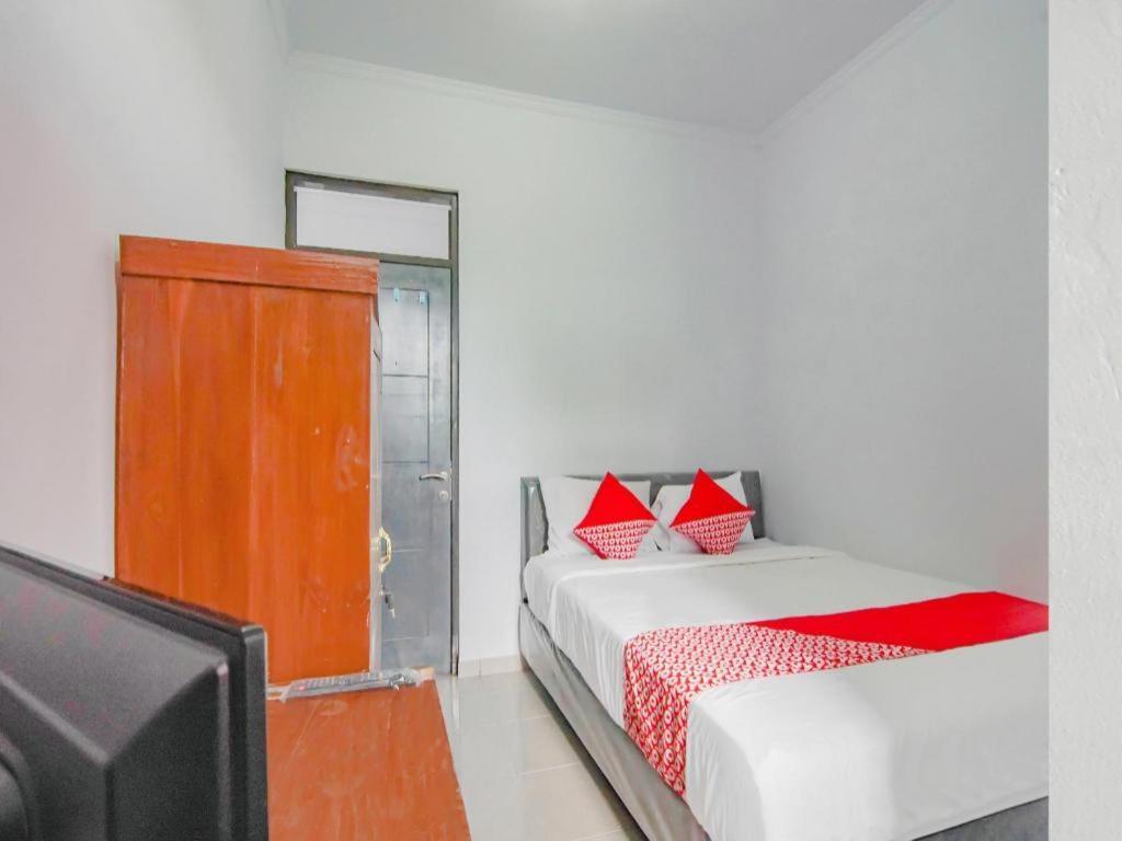 Oyo 2770 Zleepy Wisma Khazri Bogor Dış mekan fotoğraf